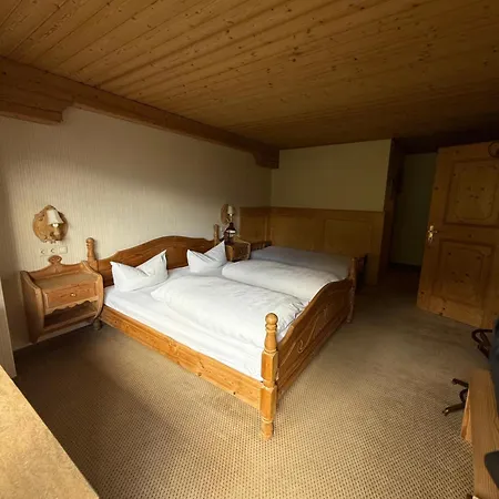 Haeusl Am Roan Reutte Hoefen * Hofen
