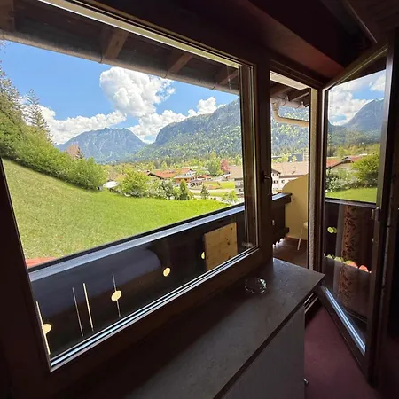 Apartament Haeusl Am Roan Reutte