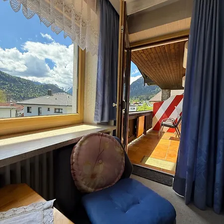 Haeusl Am Roan Reutte Hoefen *