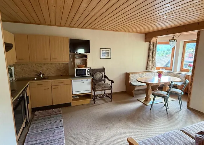 Haeusl Am Roan Reutte Höfen