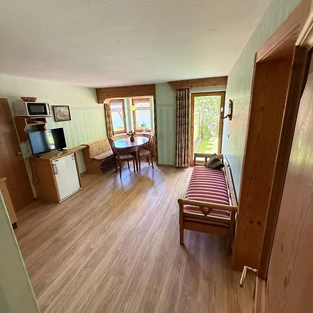 Haeusl Am Roan Reutte * Höfen